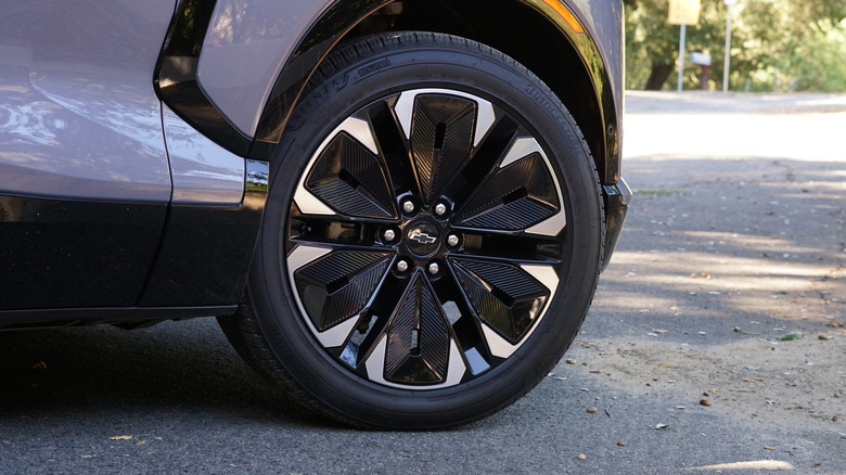 Chevrolet Blazer EV front wheel