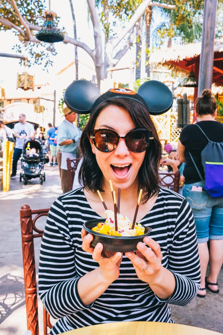 disneyland food and drinks