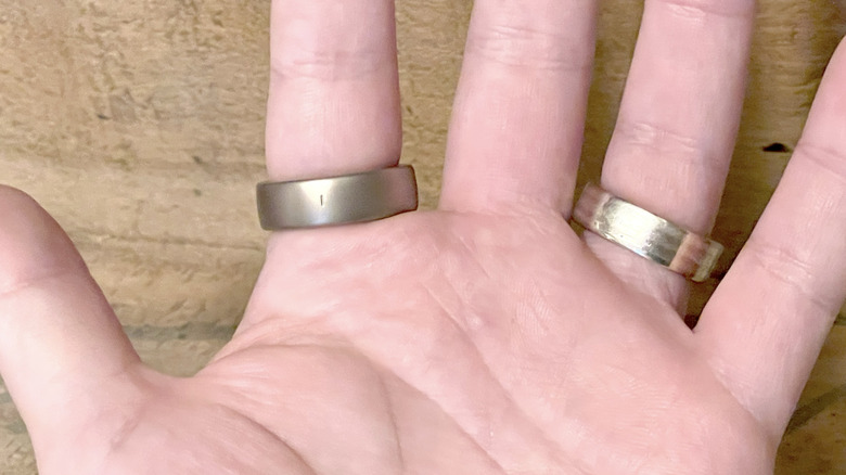 Helio Ring being worn on an index finger.