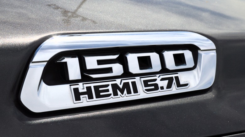 The 5.7L 1500 Hemi model insignia