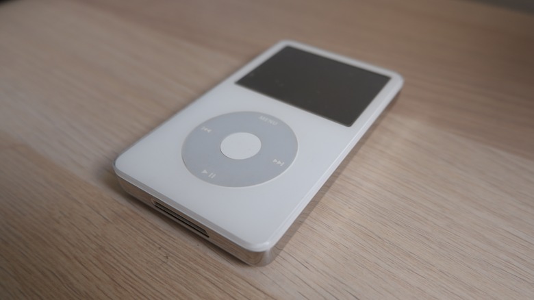 ipod classic on table