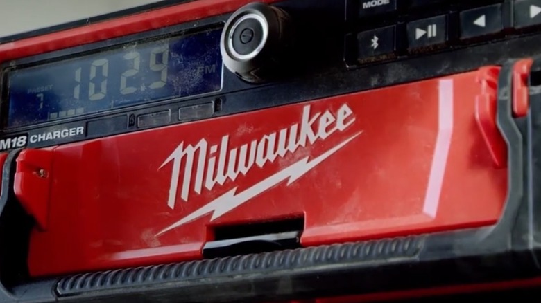 Milwaukee Packout Radio close up