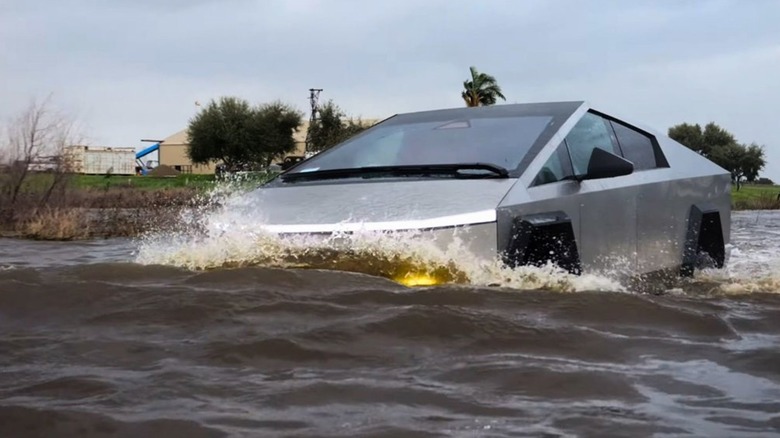 Cybertruck in flood water driving test