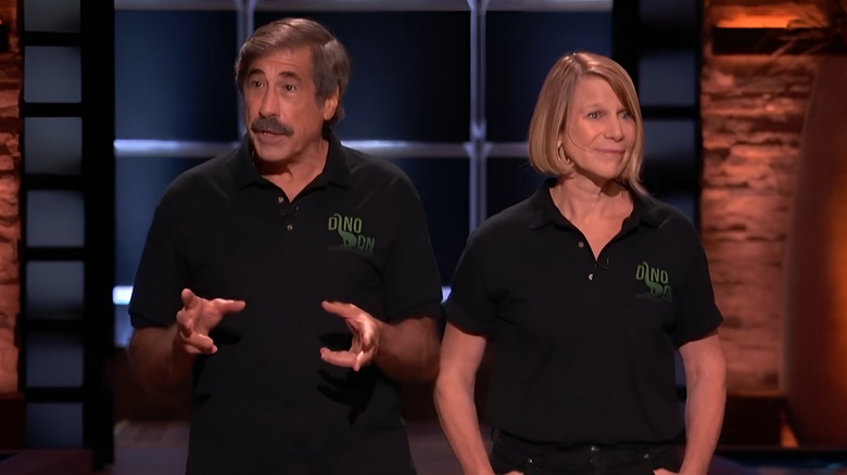 Don Lessem talking next to Val Jones on Shark Tank