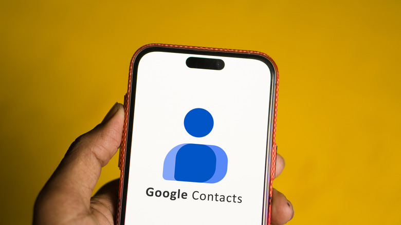 Android phone with Google Contacts app