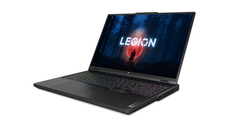 Lenovo laptop with Ryzen 7 7745HX