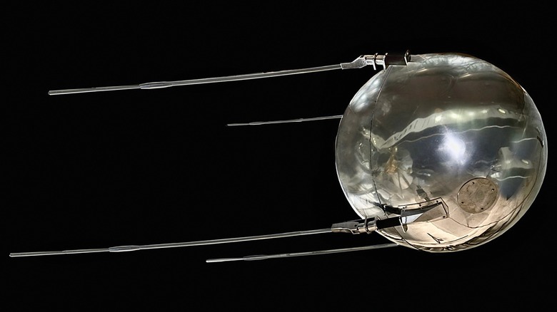 The Sputnik 1